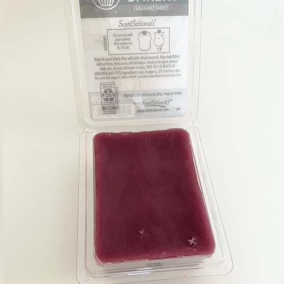 ScentSationals Cranberry Orange Glaze It Scented Melting Wax Cubes 2.5 oz - Picture 6 of 7